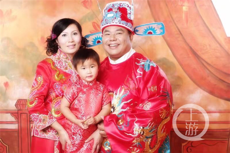 全国残疾人举重冠军讲述_中国残疾举重运动员_残疾人举重世界纪录